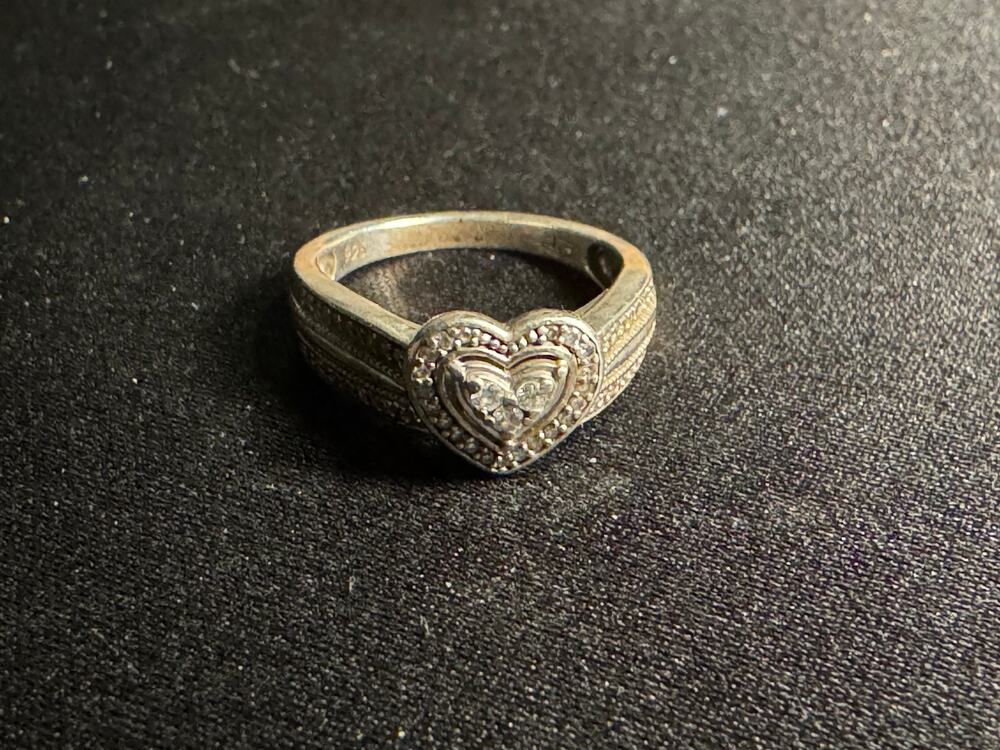 Vintage 925 Sterling Jasani Designs Diamond Ring Size 7